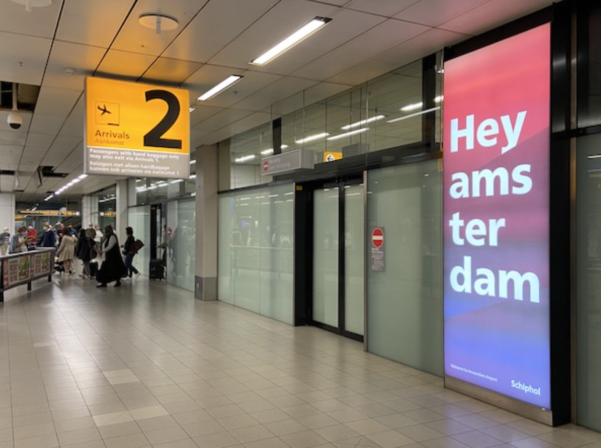 Accueil hall d'arrivée Aéroport d'Eindhoven